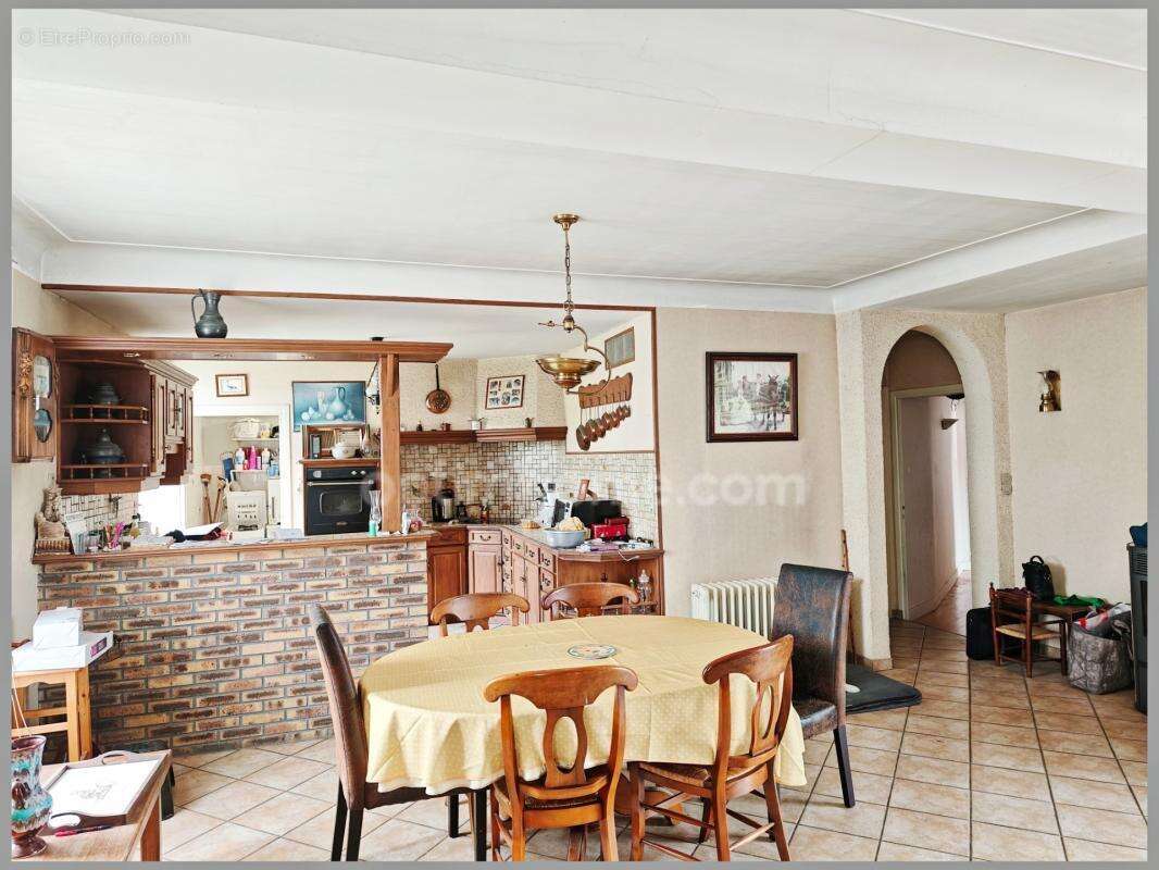 *** exclusivite *** immeuble de rapport + habitation independante + dependances + exterieur *** billom 63160 *** - photo 4