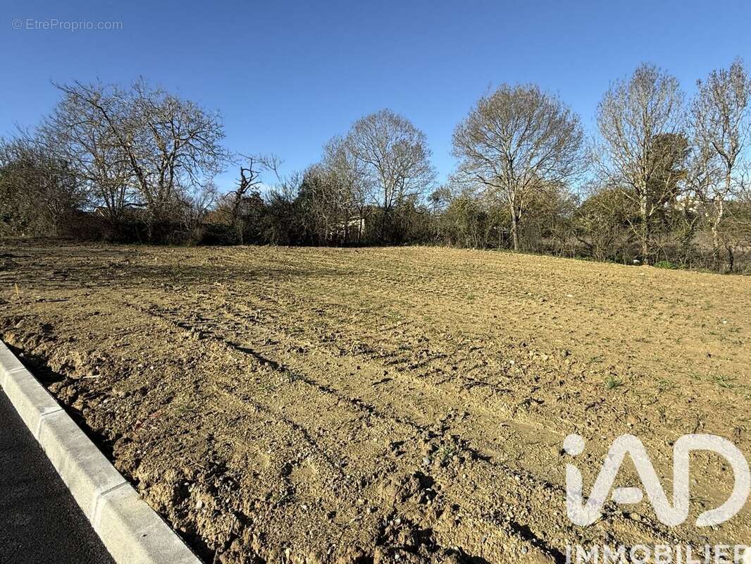 Photo 3 - Terrain à ENCAUSSE