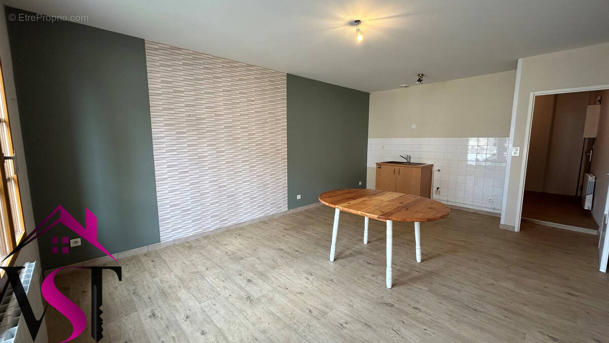 Appartement à AUXONNE
