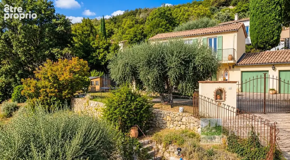 St Valier-de-Thiey - Villa Individuelle 3 Chambres Double Garage (50 m2) Terrain 1.552 m2 - photo 2