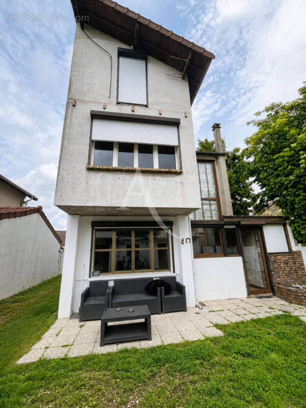 Maison à CHELLES