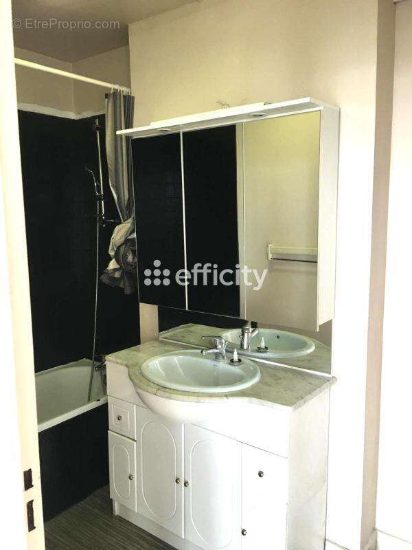 Appartement à ROMAINVILLE