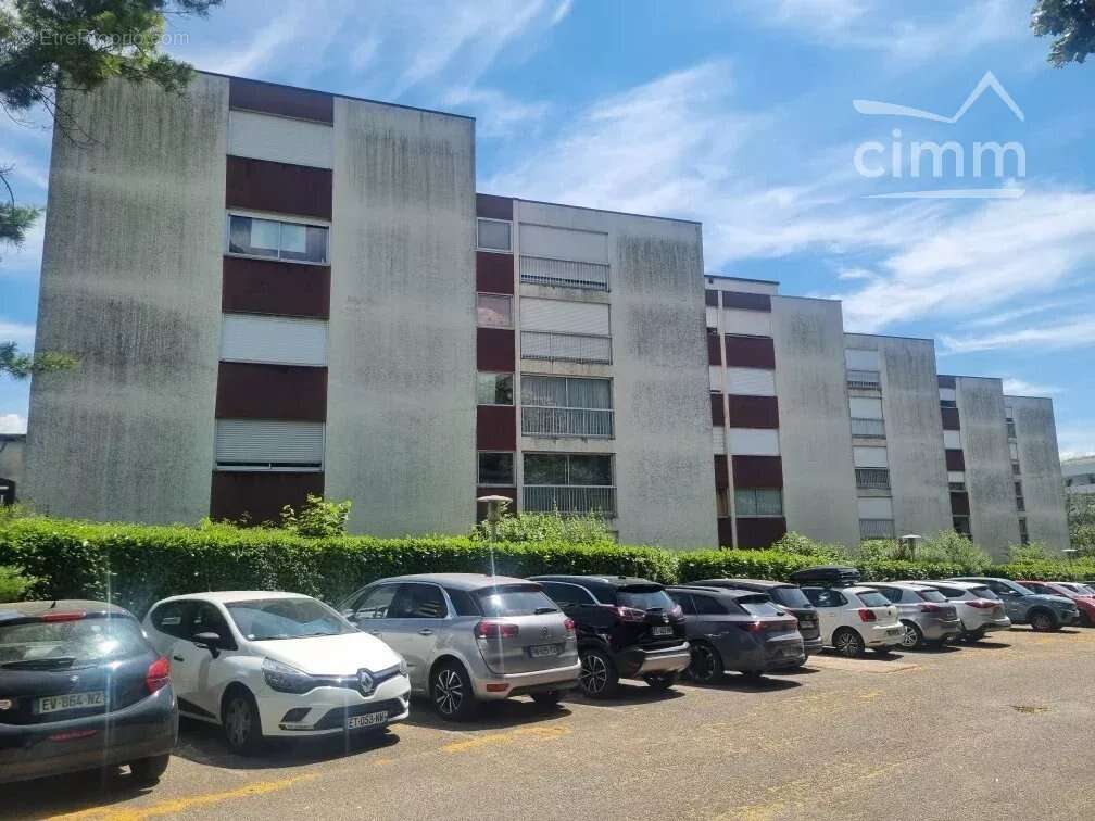 Appartement à MEYLAN