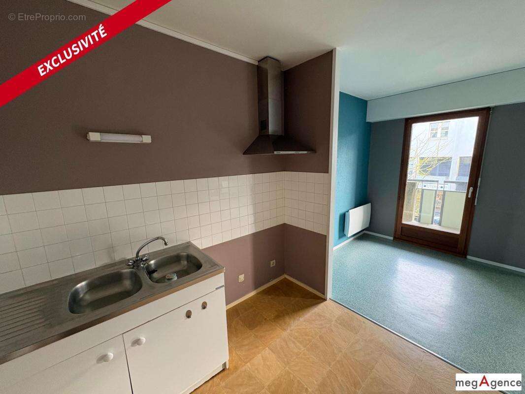 Appartement à REZE