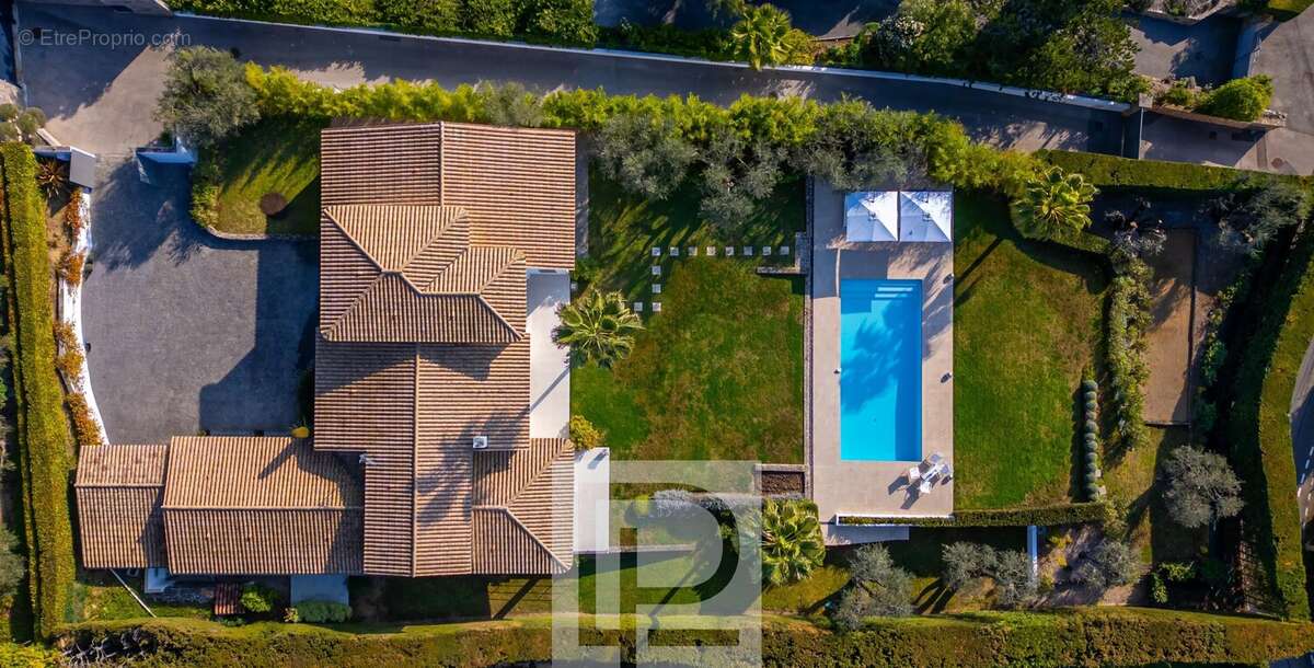 Maison à MOUGINS