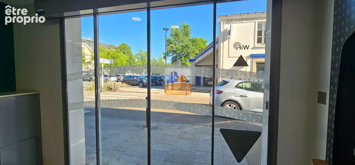 St sebastien sur loire  locataire en place local commercial 132 m2 place cambronne - photo 6