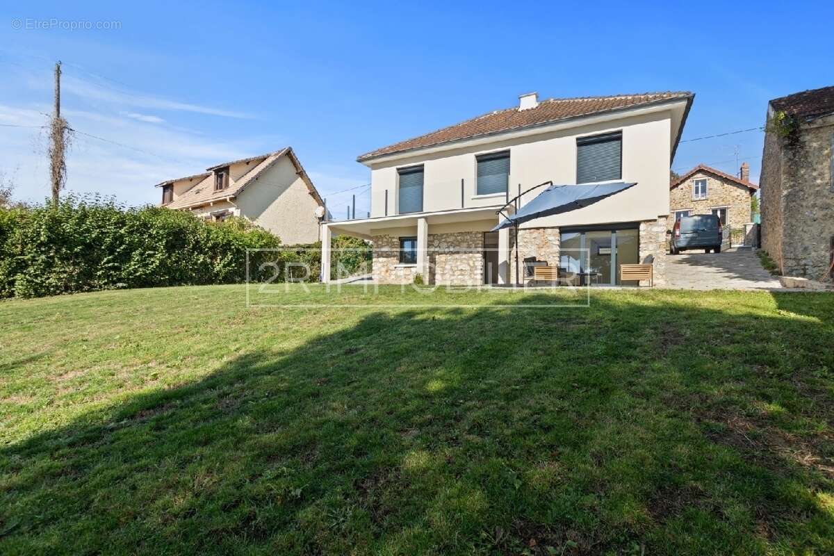 Maison à THORIGNY-SUR-MARNE