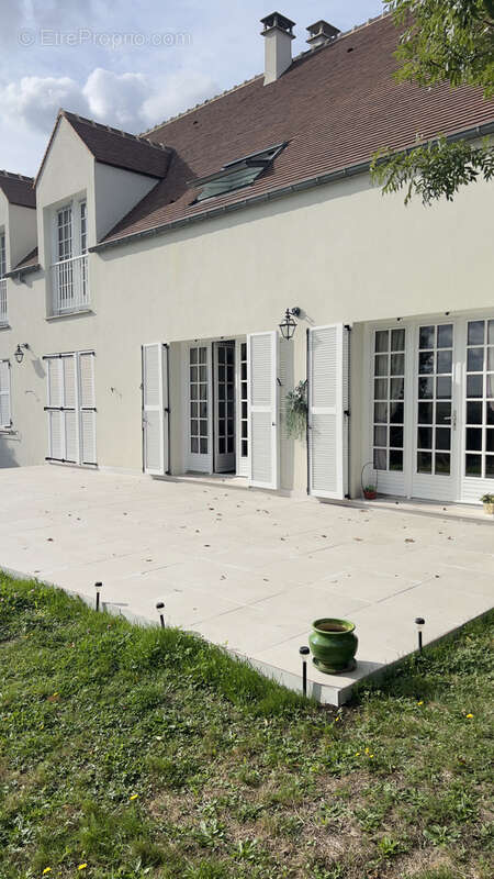 Maison à FEUCHEROLLES