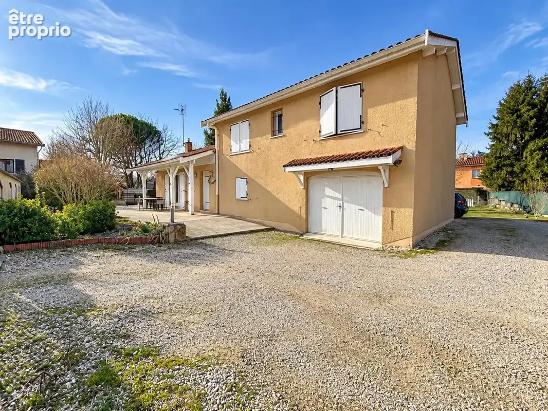 PRIAY (01)   Maison familiale 130 m2   Terrain plat 1 500 m2   4 chambres   Excellent état - photo 2