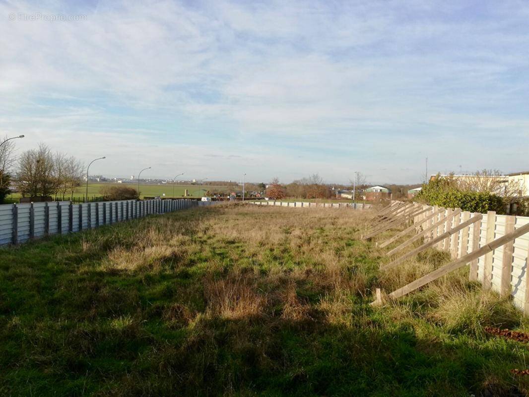 Terrain à AMIENS