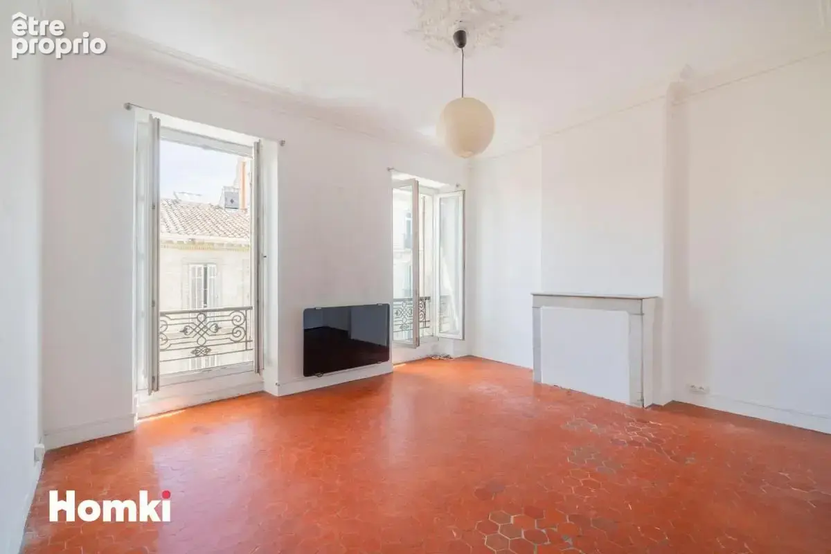 Appartement T3 de 76 m² à Marseille 13006, Rue Paradis - photo 5