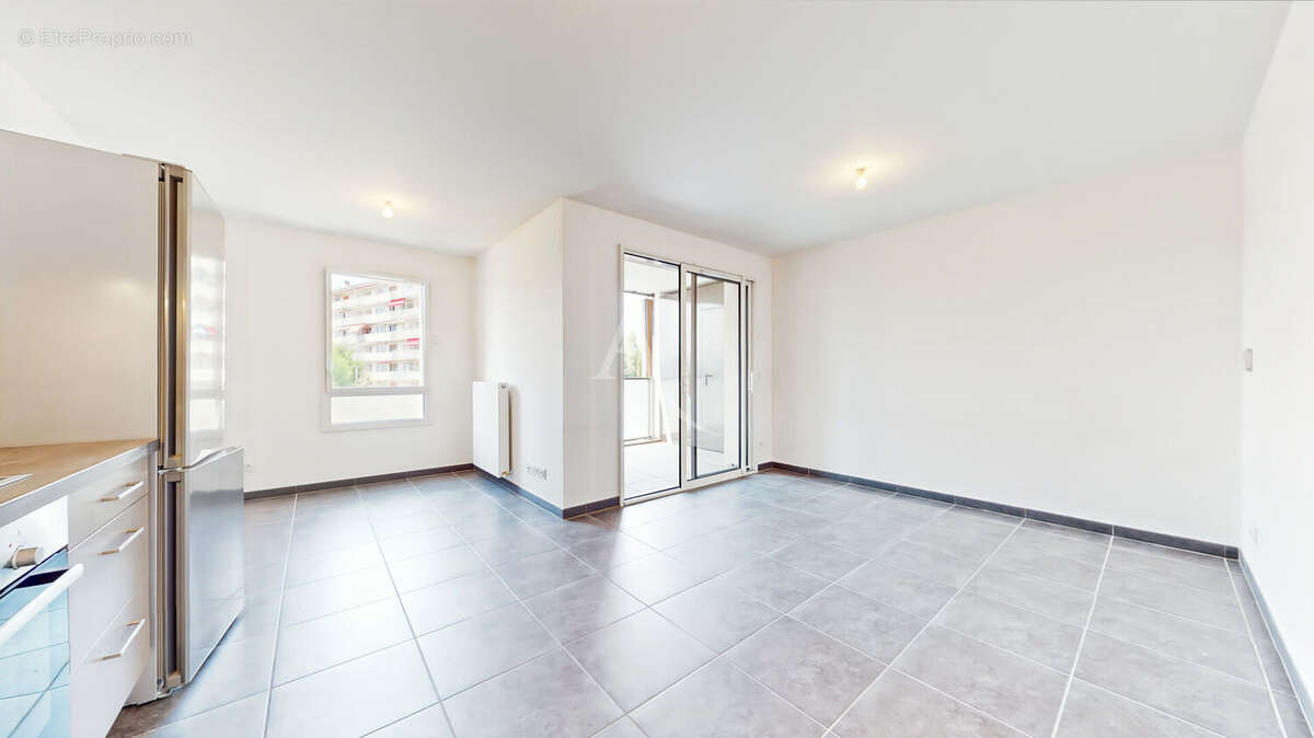 À vendre ! Appartement avec balcon, parking à Annecy - photo 2