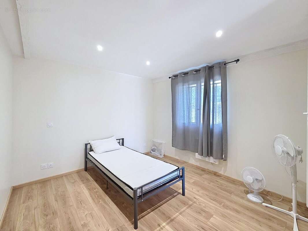 Photo 9 - Maison à MONTENDRE