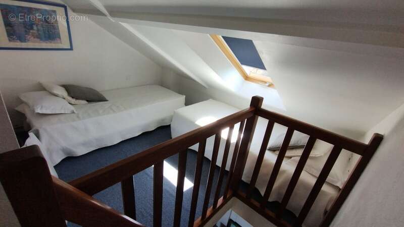 Appartement à COMBRIT
