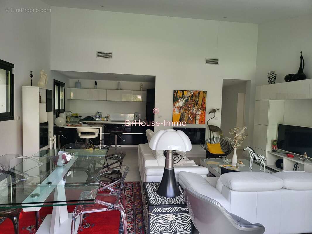 Maison à ARTIGUES-PRES-BORDEAUX