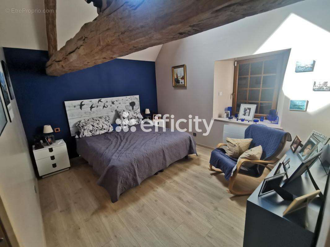 Maison à SAINT-SEVER-CALVADOS