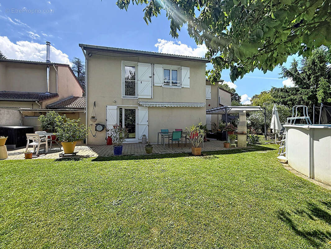 Maison à MEXIMIEUX