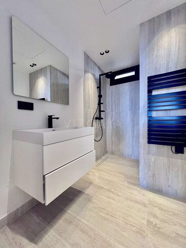 Appartement à CAP-D'AIL