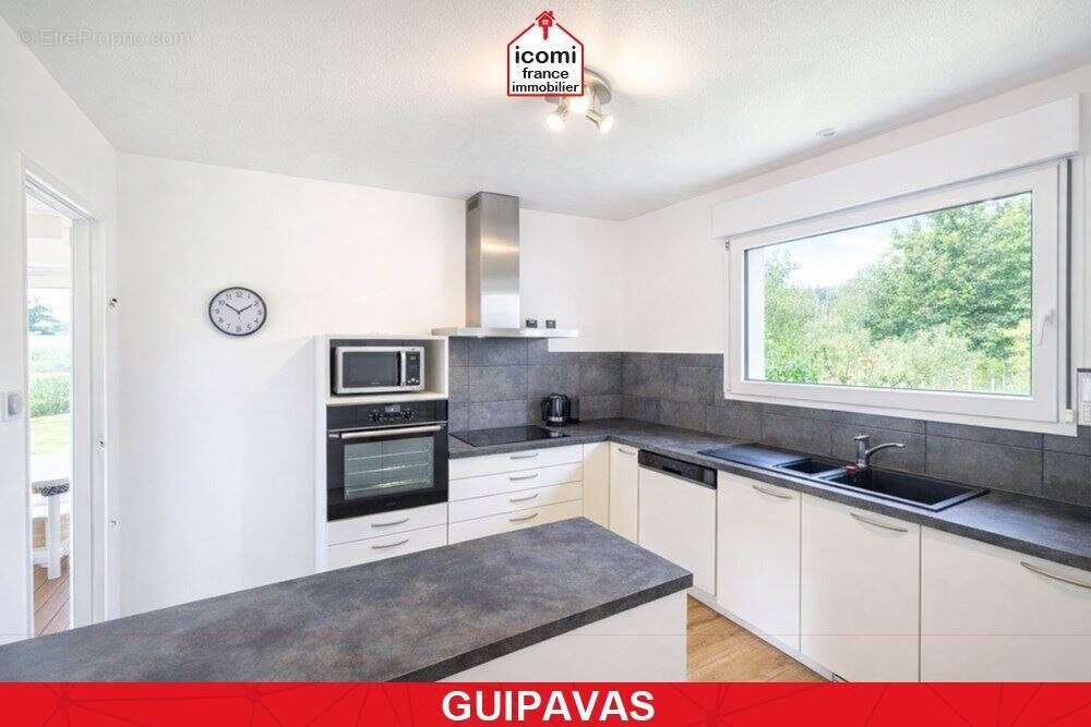Maison à GUIPAVAS