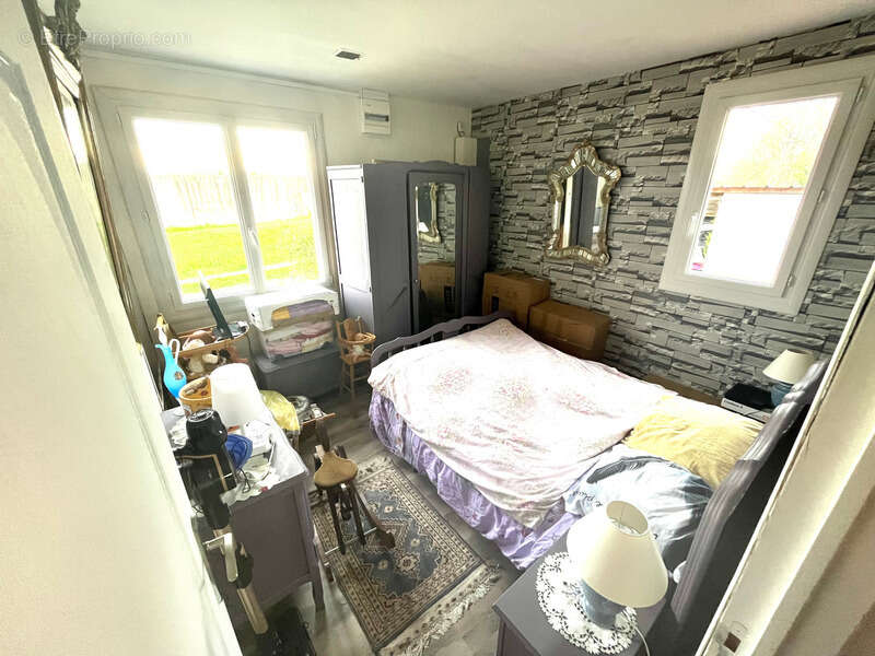 Maison à CHATEAU-GUIBERT