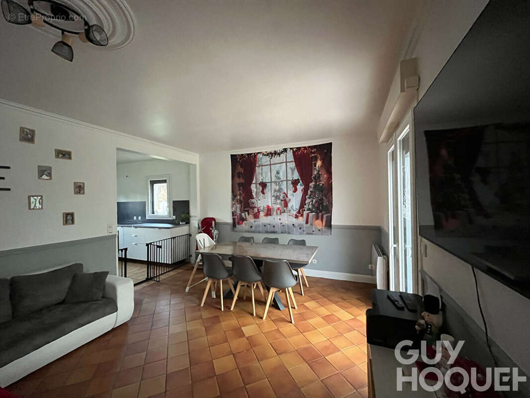 Maison à CLOYES-SUR-LE-LOIR