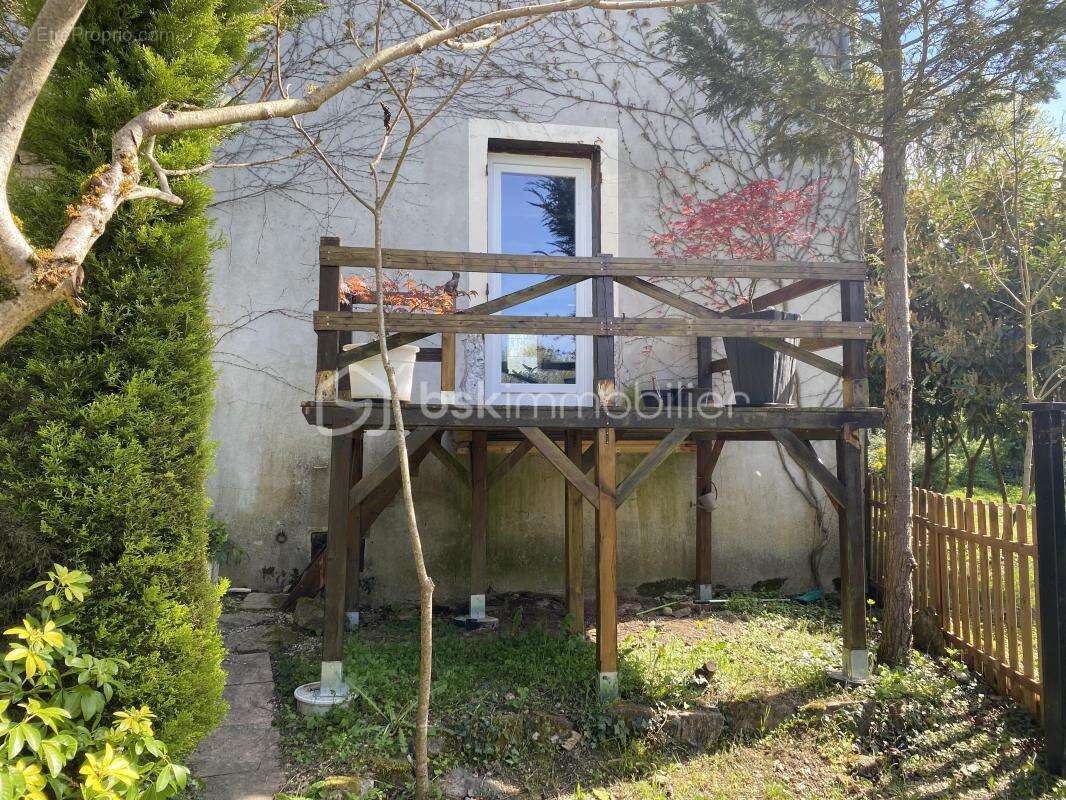 Maison à CHASTELLUX-SUR-CURE