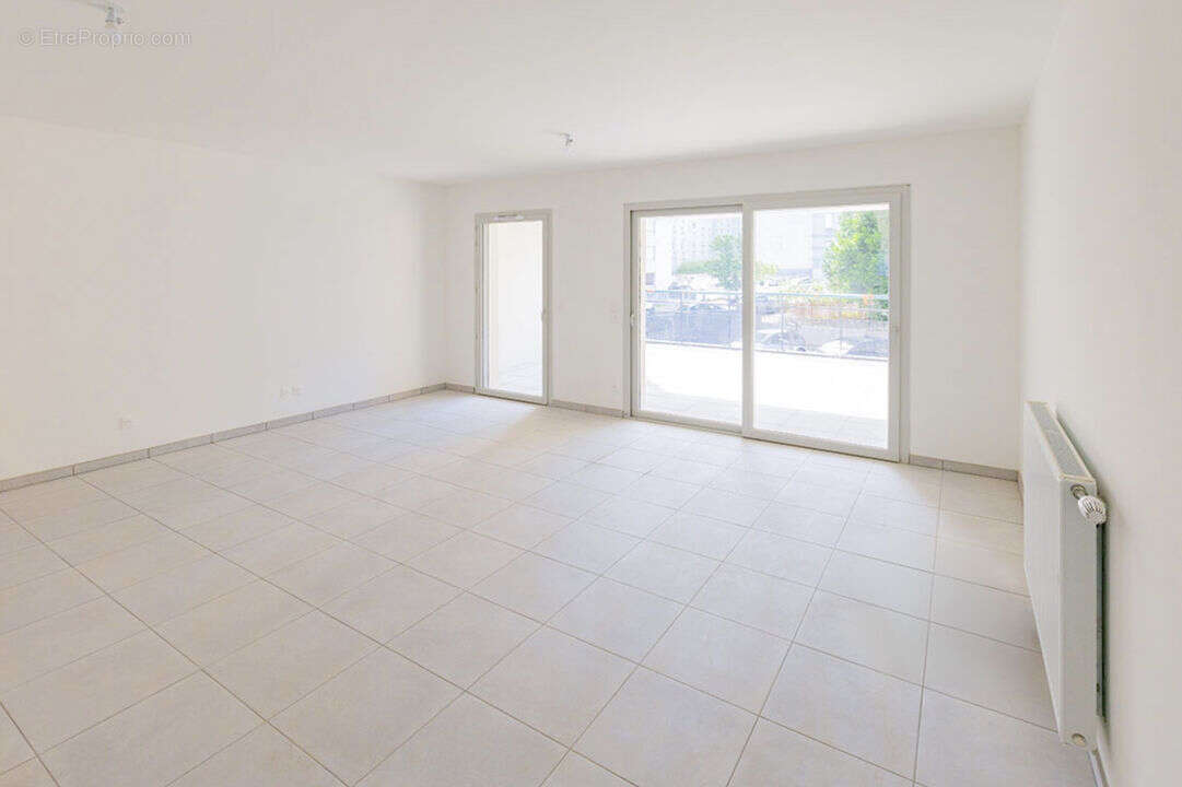 Appartement à SAINT-ETIENNE