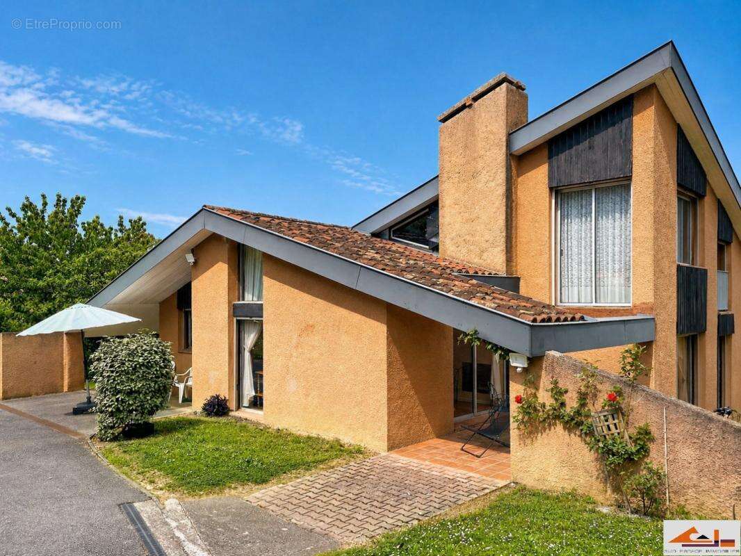 Maison à RAMONVILLE-SAINT-AGNE