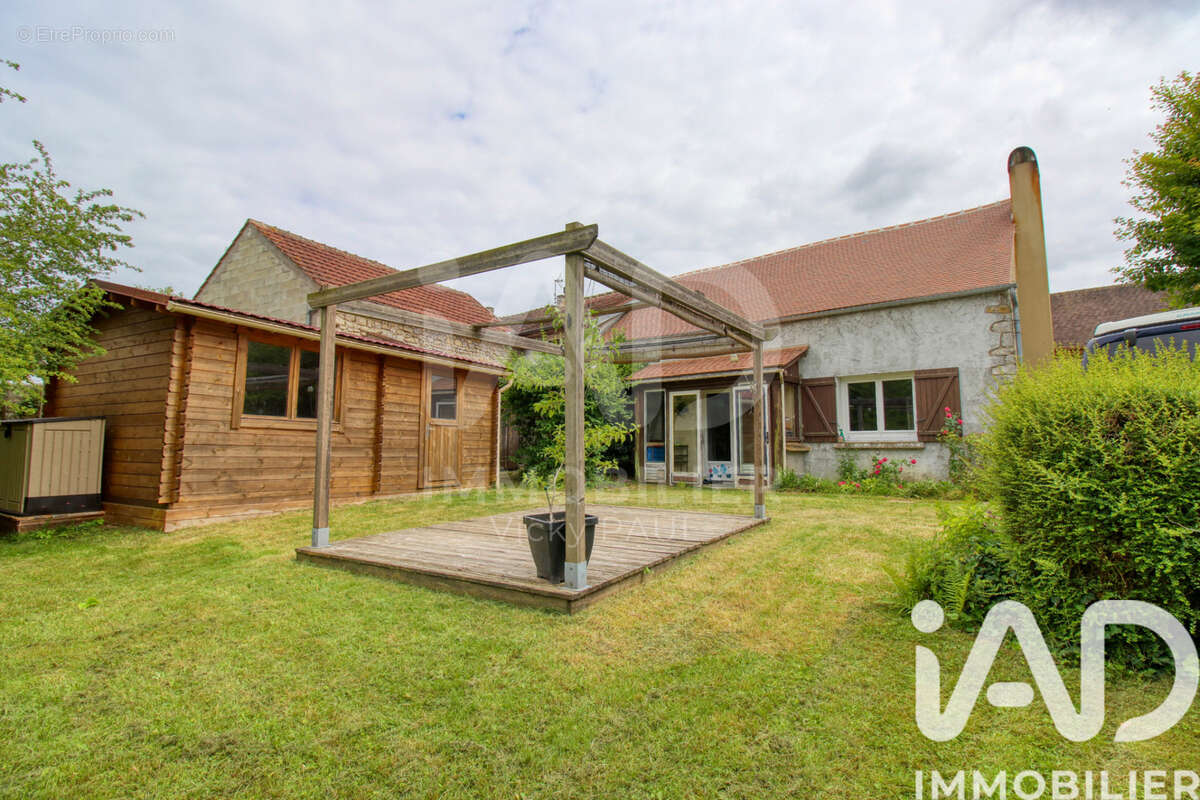 Maison 140 m² à Desmonts  - photo 2