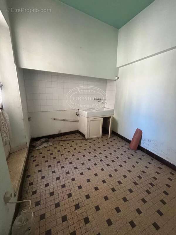 Appartement à LEZIGNAN-CORBIERES