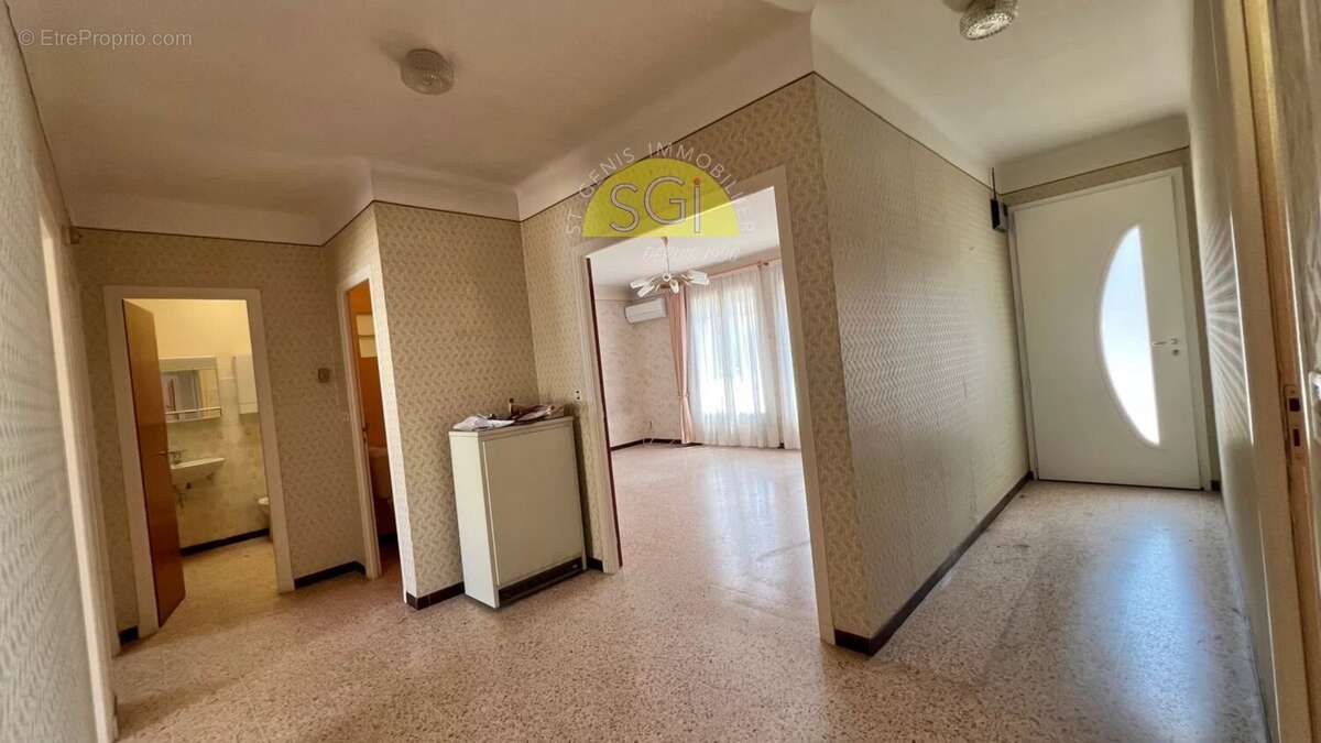 Villa de Plain-pied sur 250 m2 de terrain - photo 5