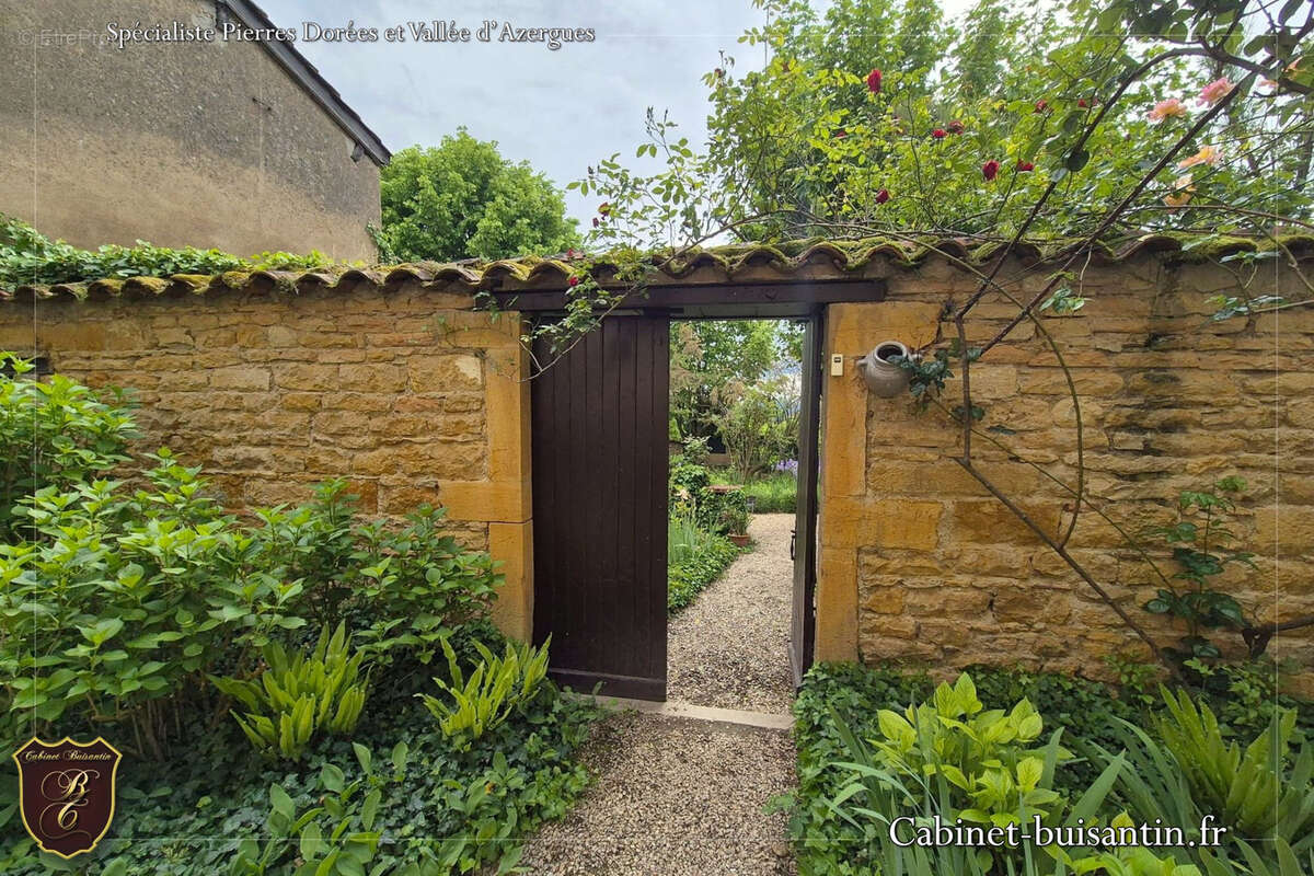 Maison de famille en pierres en centre village - photo 6