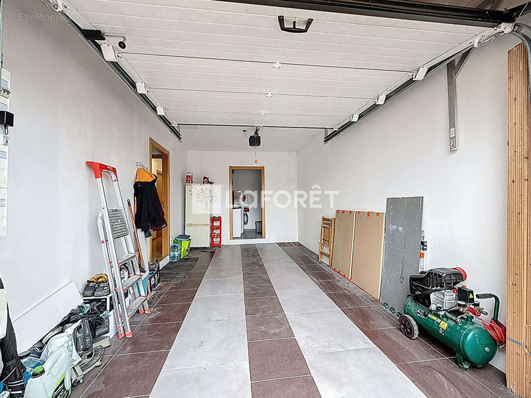 Maison à SAINT-JULIEN-SUR-VEYLE