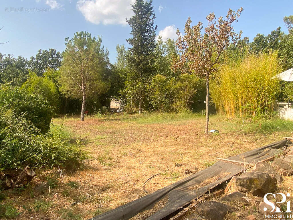 LA CRAU - Secteur MARTIN MARAVAL- Terrain constructible et piscinable  - 460 000 € - photo 3
