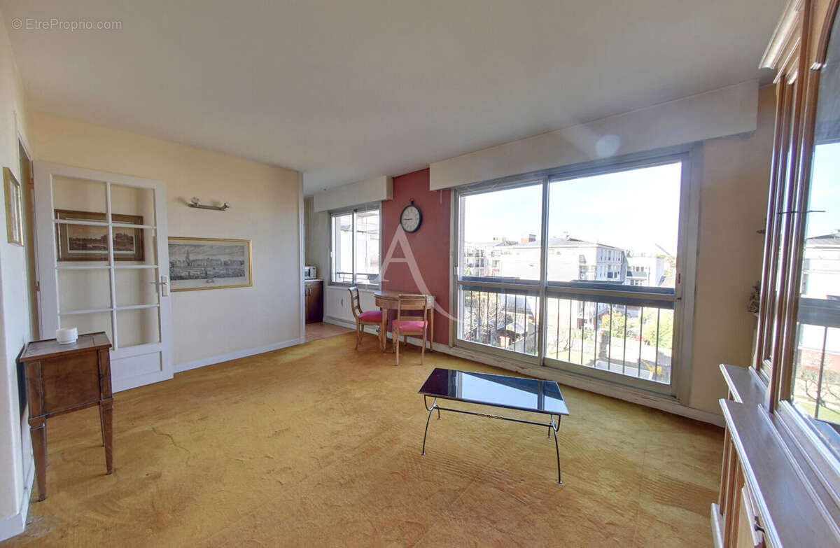 Appartement à NOGENT-SUR-MARNE