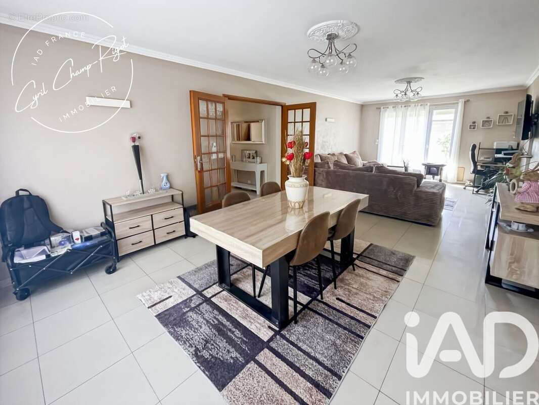 Photo 4 - Maison à MONTFERMEIL