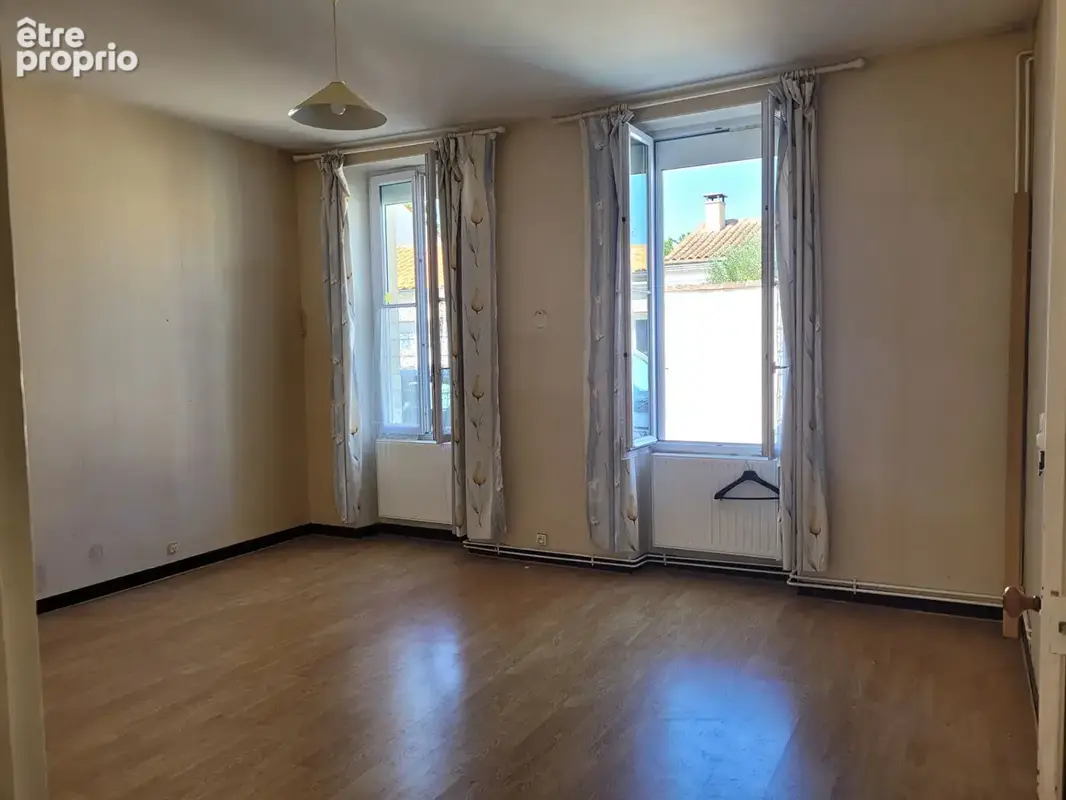 ROCHEFORT secteur chante alouette - maison double accès de 105 m²  de type 4 - jardin de 622 m² - photo 3
