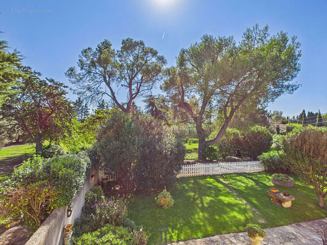 Maison à SAINT-ETIENNE-DU-GRES