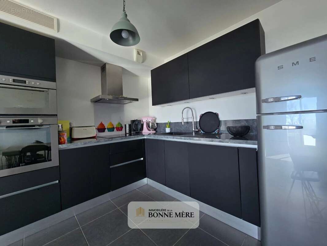 Appartement à MARSEILLE-16E