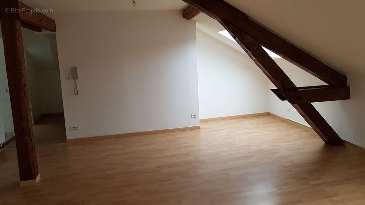 Maison à SENONES