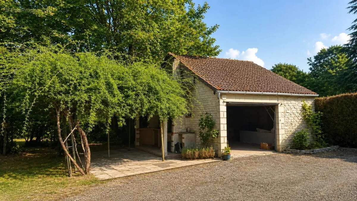 Maison de 6 pièces de 194 m² à Châtellerault, Antoigné - photo 9