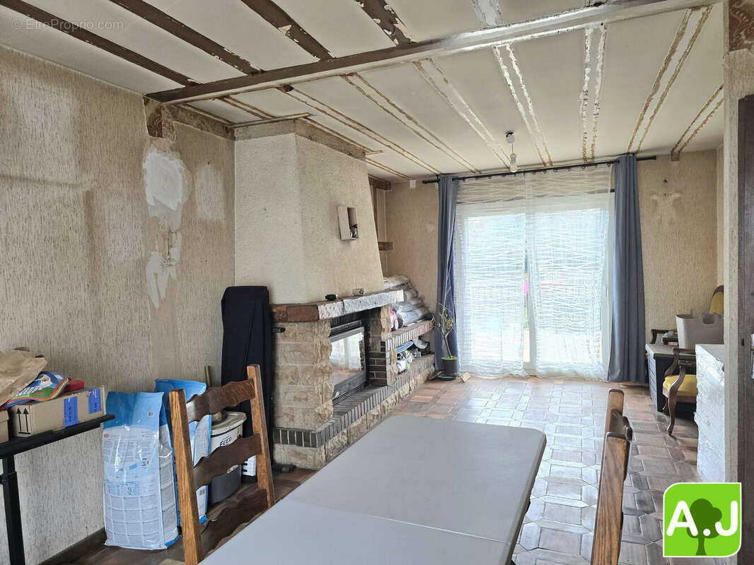 Maison à EZY-SUR-EURE