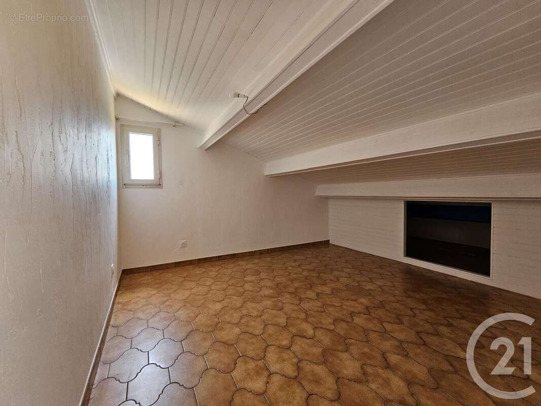 Appartement à SAINT-MANDRIER-SUR-MER