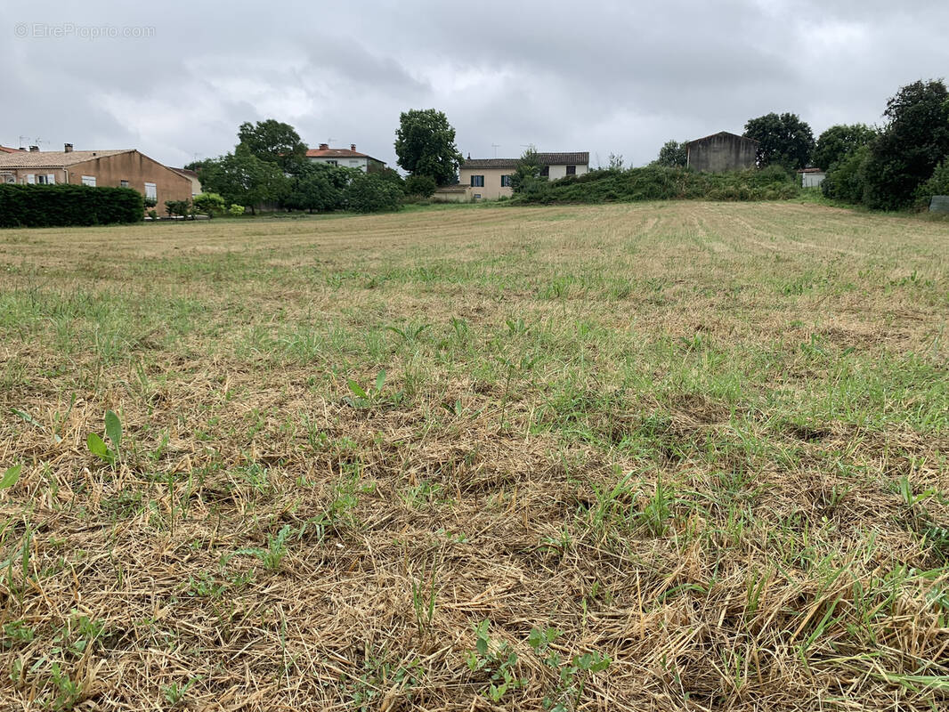 Terrain à CASTELNAUDARY