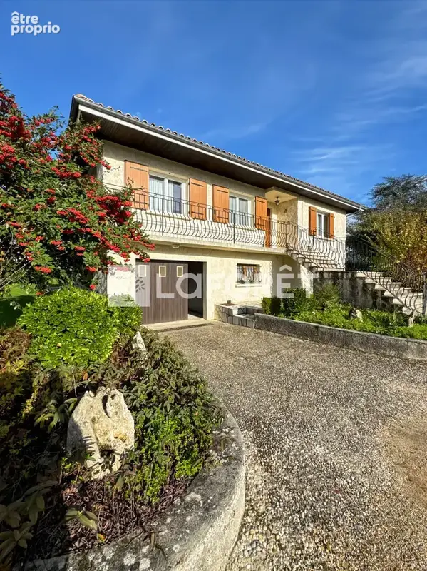 Maison  5 pièce(s) 132 m2 - photo 2