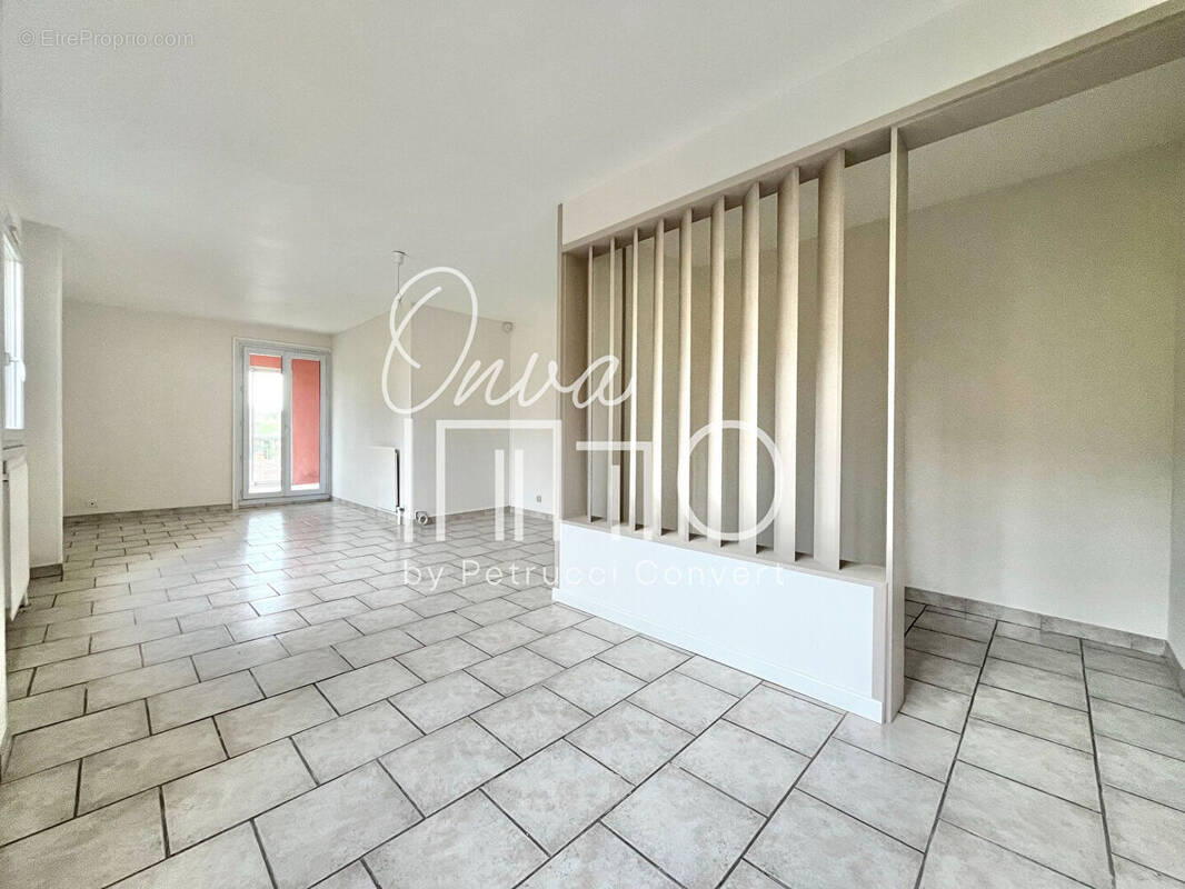 Appartement à LYON-9E