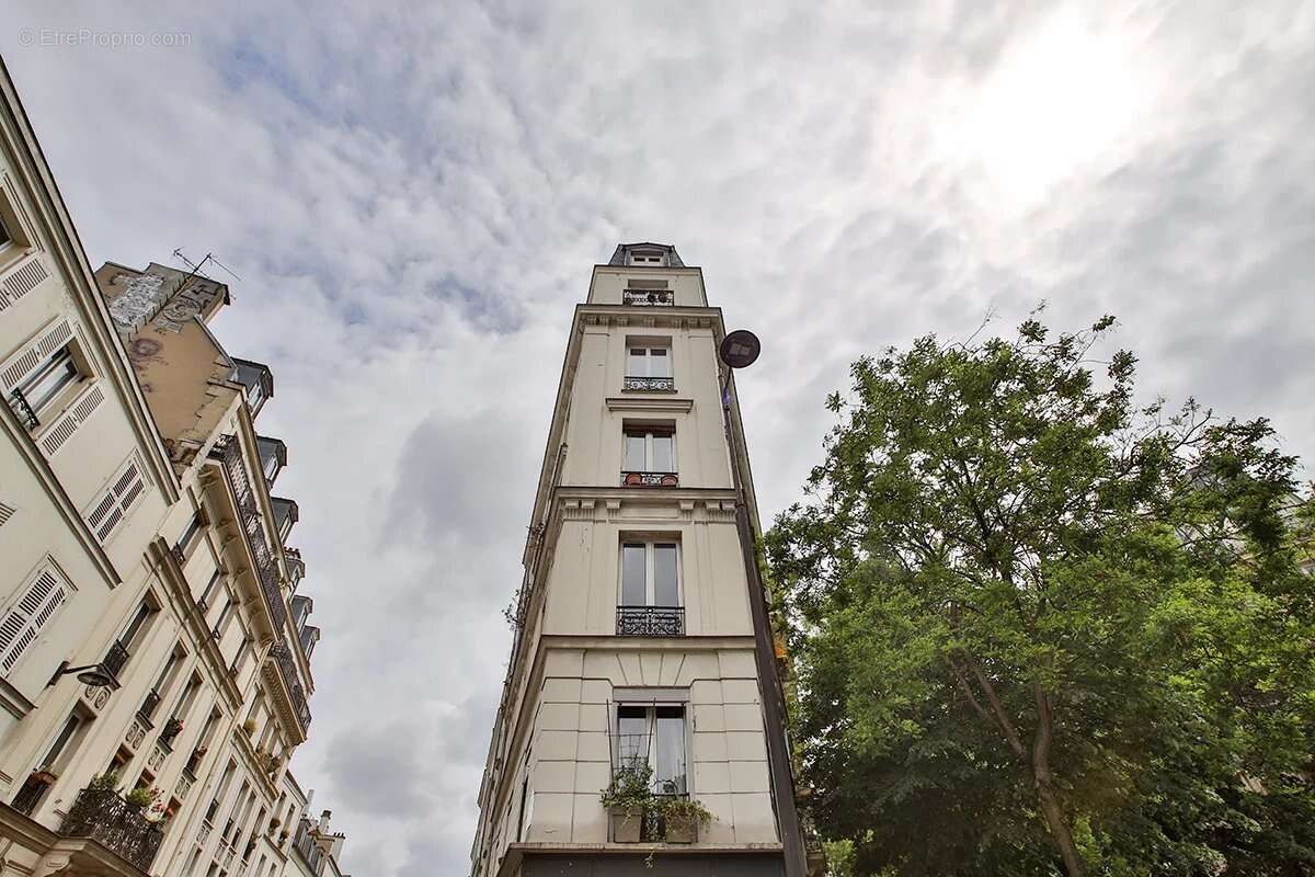 Appartement à PARIS-18E