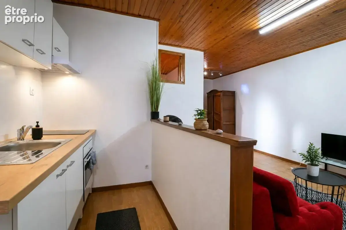 Immeuble de 7 pièces de 132 m² à Saint-Ambroix - photo 8