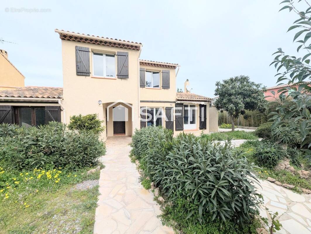 Photo 1 - Maison à SAINT-RAPHAEL