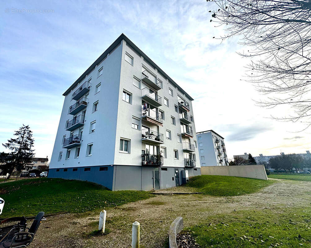 Appartement à CHEVIGNY-SAINT-SAUVEUR
